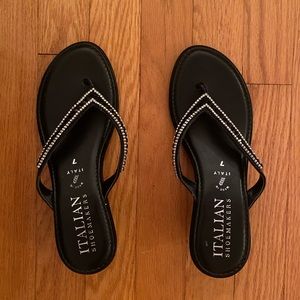 Italian Shoemakers Kitty Heel diamond flip flop